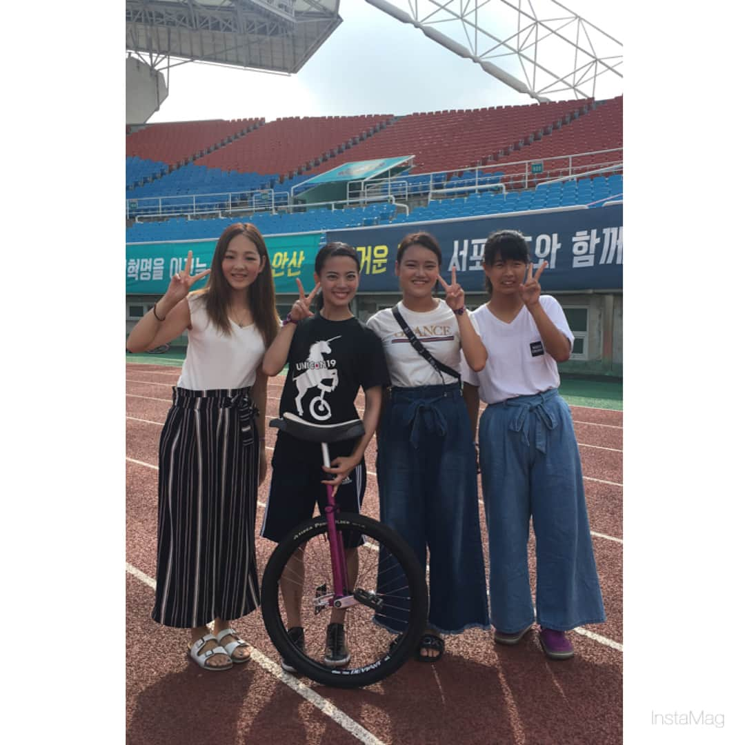 佐藤彩香さんのインスタグラム写真 - (佐藤彩香Instagram)「Race！！ 走ってる写真じゃないけど笑笑 休憩時間がたのしかったなあ☺️ #unicon19 #race #unicyclefriends  #offshot #unicon #unicycle」8月19日 22時14分 - ayaka_01_sato