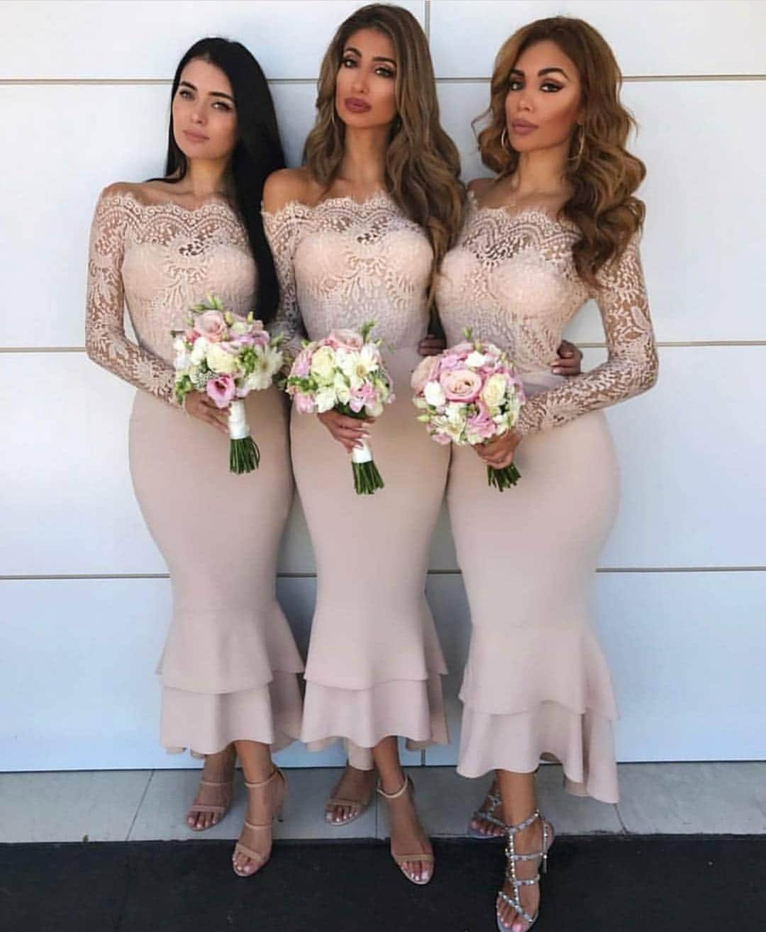 WEDDING APPARELのインスタグラム：「Stunning!!! @lucidweddings」