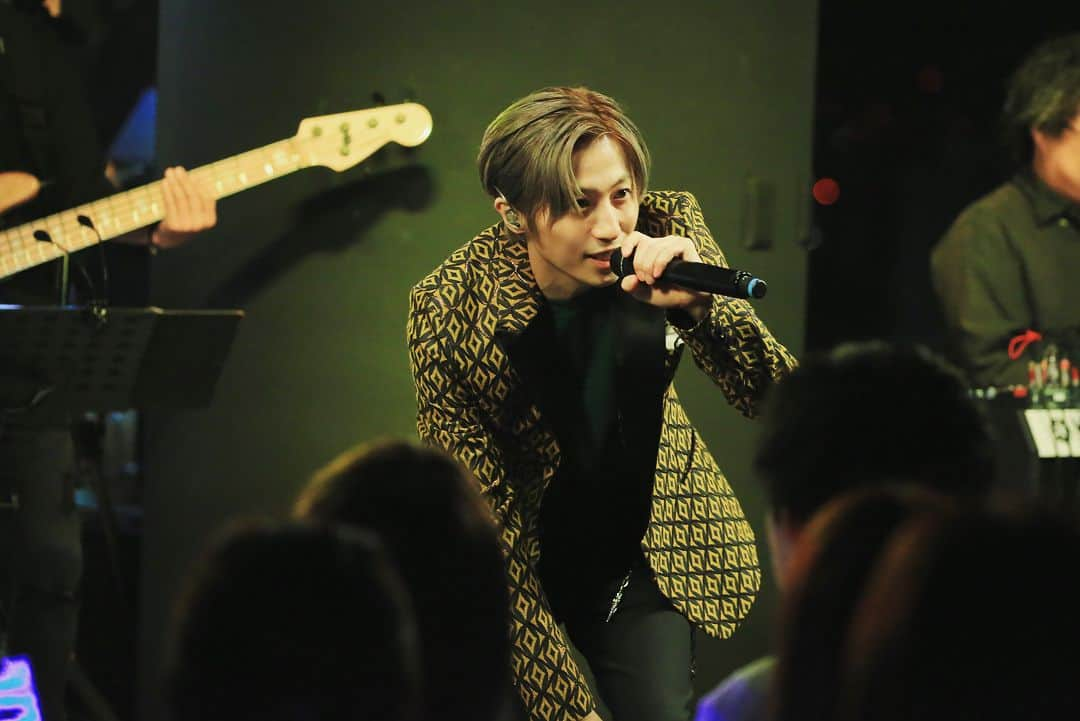 w-inds.さんのインスタグラム写真 - (w-inds.Instagram)「2018.8.18【w-inds. New Album「100」Premium Live from YouTube Space Tokyo】﻿ #w_indsYouTubeLive #YouTubeSpaceTokyo #YouYube #w_inds #100onehundred」8月20日 15時08分 - w_indsofficial