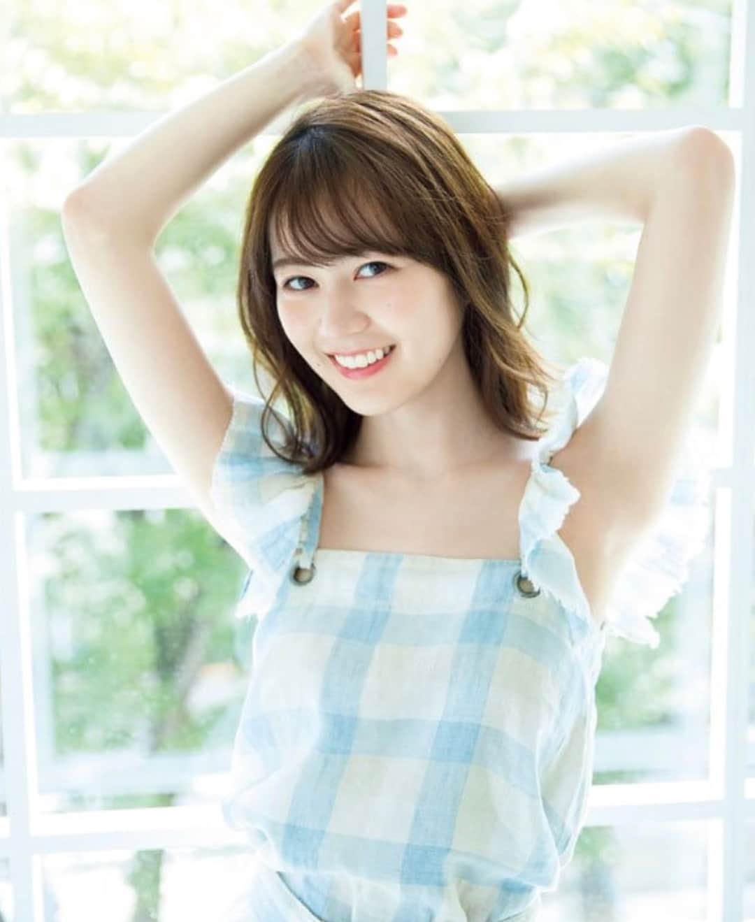 乃木坂46⊿私的写真集さんのインスタグラム写真 - (乃木坂46⊿私的写真集Instagram)「. 今日は#生田絵梨花 ちゃん ヤンマガの表紙飾って特集されてるいくちゃん❤︎ . 真っ白な肌が眩しすぎだし、華奢な体が守りたさ満点… . #いくちゃん#ヤングマガジン #乃木坂46#nogizaka46#アイドル#idol #乃木坂46好きな人と繋がりたい #グラビア#水着#可愛い#可愛い女の子#美女#cute#kawaii#fashion#beauty#princess」8月20日 23時53分 - 2rin4