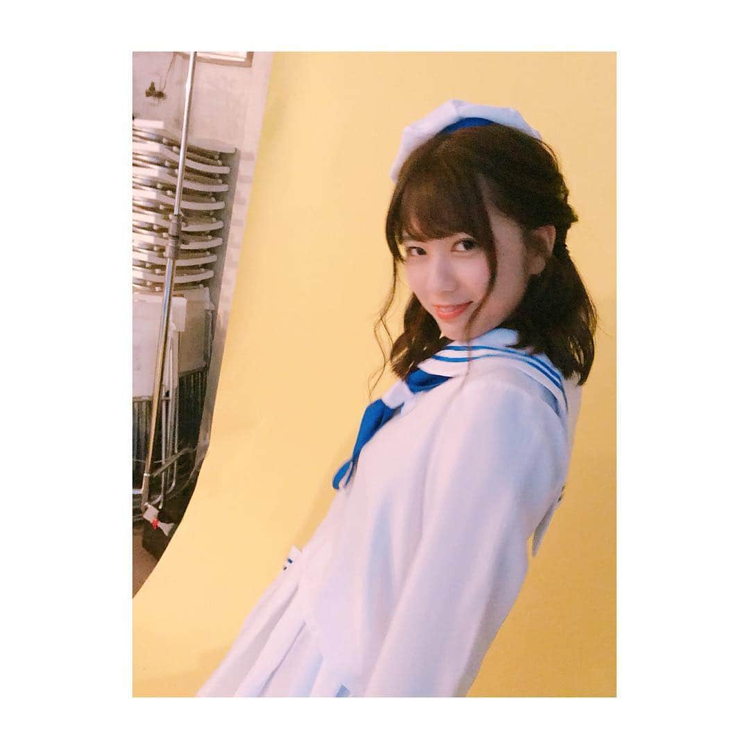 清水麻璃亜のインスタグラム：「* 舞台の物販生写真の衣装🛳⚓️ 悪い笑顔してる〜😏😏😏」