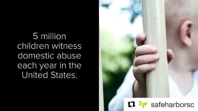 のインスタグラム：「This...this is why we have the event.  Helping to make every home a safer one. Thank you to everyone that is a part of the event and that gives so generously to help stop domestic violence and to support the survivors.  #Repost @safeharborsc with @get_repost ・・・ Hey @austinernst92, we think this was your best Charity Pro-Am yet! Here’s a little something to thank you for your continued support of our mission. Already looking forward to next year! #MondayMotivation #SupportSurvivors #LPGA」