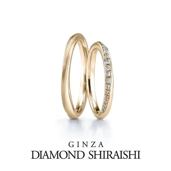 ハピハピリングのインスタグラム：「GINZA DIAMOND SHIRAISHI . Bouquet YG (ブーケ YG) . 永遠を意味するエタニティリング。 優しい丸みを帯びたシルエットが、 柔らかい印象を与えてくれます。 . プロポーズに贈る花束のように、たくさんの想いを永遠に結びつけることの出来るリングです。 . . 【来店予約キャンペーン🎉】 ただいまハピハピリングから 2つのお店を来店予約されたお客様に もれなく！10,000円分の商品券をプレゼント中です🎅🎁 . 指輪を探しているけど、一店舗じゃわからない…🤔、 買うか分からないけれど、現物を見てみたい💍、 指輪選びデートをお考えの方👬、etc... . また、1店舗のみ来店予約でも 8,000円分の商品券を差し上げております🎁 ご都合に合わせてお選びくださいね📝 . . #結婚指輪  #マリッジリング  #関東花嫁  #インスタ映え  #クリスマスプロポーズ  #結婚指輪  #jkplanet  #プレ花嫁  #婚約指輪  #エンゲージリング  #結婚指輪のセレクトショップ  #ブライダルリング  #専門店  #指輪デザイン #フォトジェニックな日常  #お洒落さんと繋がりたい  #写真好きな人と繋がりたい  #個性的  #ordermade  #マリッジ  #結婚  #結婚式  #花嫁  #結婚式準備  #ブライダル  #ウェディング #ウエディングドレス  #ウエディングフォト」