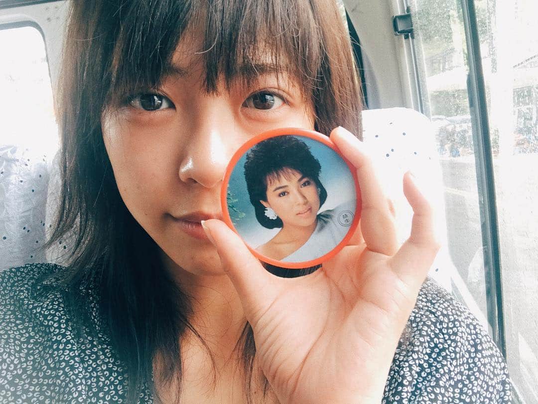 わちみなみのインスタグラム：「マネージャーさんにもらったあ🙂台湾のちょっと田舎のとこでたくさんこういう雑貨売ってて可愛かったよ😃💗 . #谁哬  #谁 #哈哈 #わちみなみ」