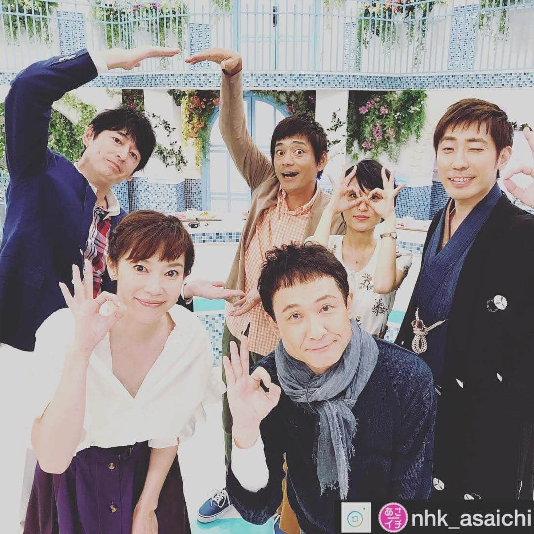 須藤理彩さんのインスタグラム写真 - (須藤理彩Instagram)「#repost  @nhk_asaichi  ハイ❗️輪染み〜〜❗️ 昨日出演させて頂きました『あさイチ』。木下ほうかさん実演で、輪染み消し挑戦も、さすが生放送〜。失敗に終わり大爆笑でした😂 にしても、昨日と今日、ホントに沢山の方々に『輪染み観たよー』って言われた。すごいね、やっぱりッ❗️❗️」8月21日 18時20分 - ichico_smile