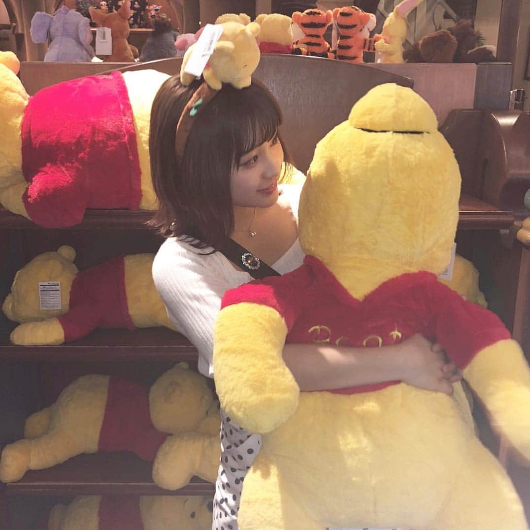 古森結衣のインスタグラム：「． ． ． おっきいくまのプーさん🐻♡ ． ．」