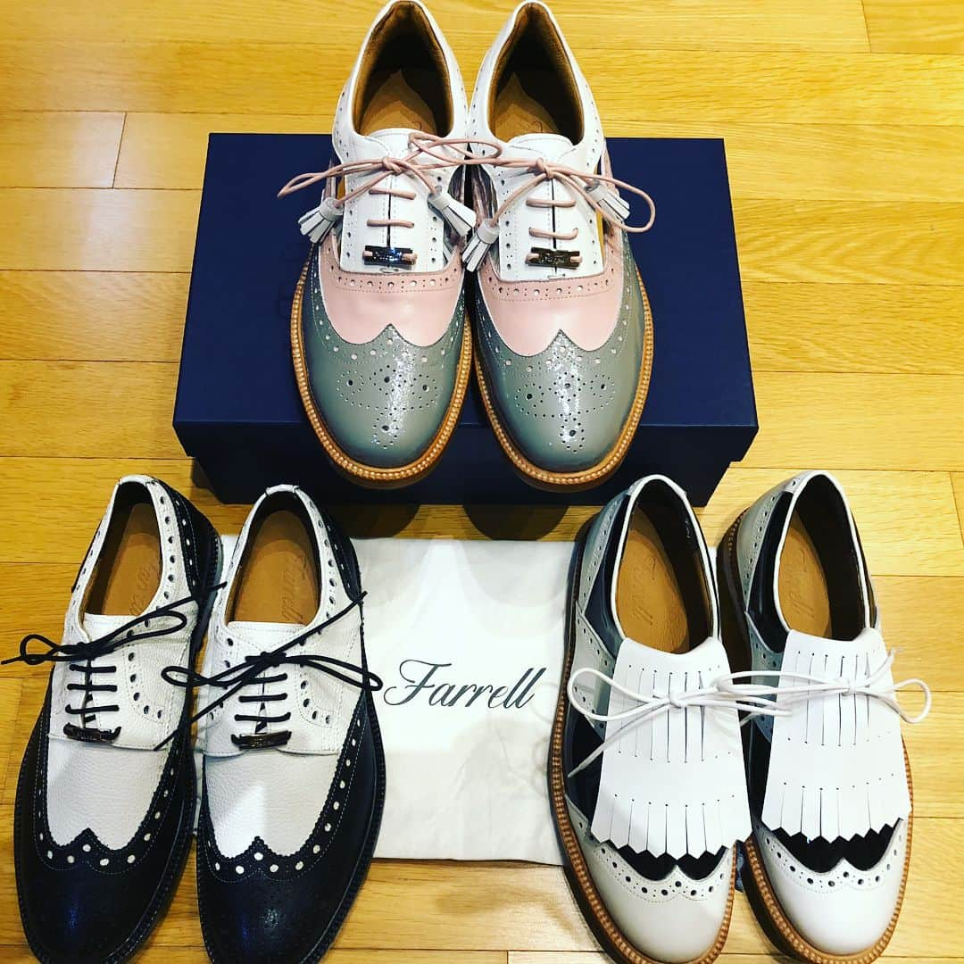 チェ・ナヨンさんのインスタグラム写真 - (チェ・ナヨンInstagram)「My new golf shoes just arrived. 😍😍😍 #classic#golf#shoes#custom#nyc#golfshoes @farrell__official#farrellgolf#클래식#골프화#예쁘다#취향저격#커스텀#주문제작#이니셜작업가능#사이즈조절가능#파렐이만들면다릅니다#얼른허리나아서#골프시작하자#모두화이팅 😍😍😍」8月22日 20時40分 - nychoi87