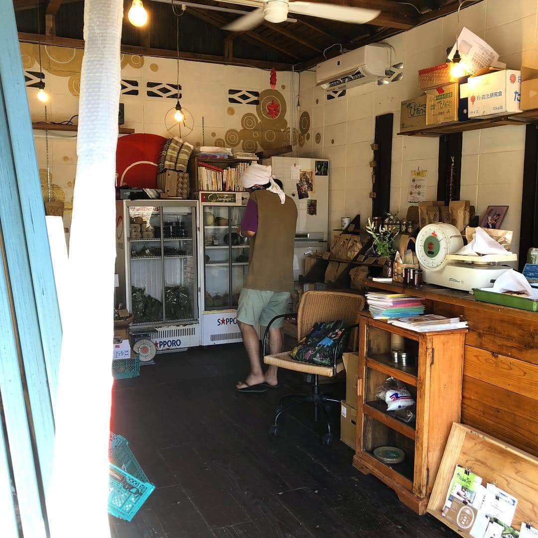CHIPPRUSONのインスタグラム：「友達がやってるオーガニック八百屋 musubi-ya」