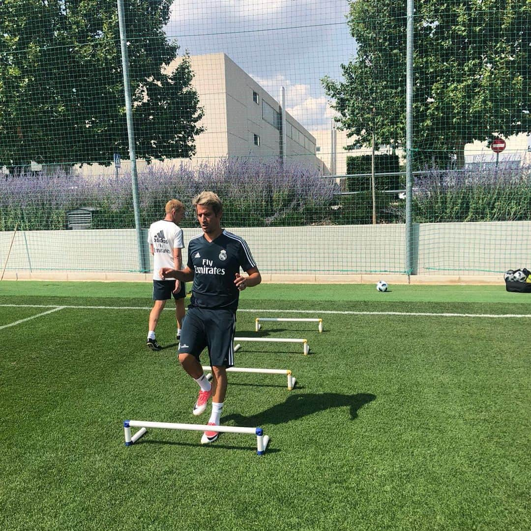 ファビオ・コエントランさんのインスタグラム写真 - (ファビオ・コエントランInstagram)「Training session ✅ Real Madrid ✅ Press ❌」8月23日 0時07分 - fabio_coentrao