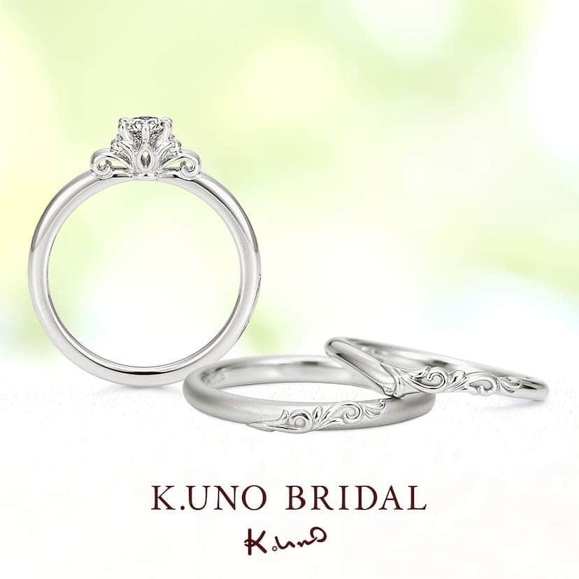 ハピハピリングのインスタグラム：「K.UNO BRIDAL . コロッラ . 成長を表す植物模様にふたりの未来を願って。 お花を紡いで大切に花冠を作ったように、 これからの未来を共に紡いでいくおふたりに。 . . 【来店予約キャンペーン🎉】 ただいまハピハピリングから 2つのお店を来店予約されたお客様に もれなく！10,000円分の商品券をプレゼント中です🎅🎁 . 指輪を探しているけど、一店舗じゃわからない…🤔、 買うか分からないけれど、現物を見てみたい💍、 指輪選びデートをお考えの方👬、etc... . また、1店舗のみ来店予約でも 8,000円分の商品券を差し上げております🎁 ご都合に合わせてお選びくださいね📝 . . #日本中のプレ花嫁さんと繋がりたい #ウェディング #ウェディングドレス #結婚準備 #前撮り #全国のプレ花嫁さんと繋がりたい #ブライダル #ドレス #披露宴 #ウェディングフォト #婚約 #式場探し #フォトウェディング #海外ウェディング #ハワイ挙式 #ハワイウェディング #ヘアアレンジ #marry花嫁 #ハワイ #ブライダルフェア #ウエディング #ウェディングレポ #ヘアメイク #ブーケ #和装 #海外挙式 #東京 #大阪花嫁 #関西花嫁 #フォトジェニック」