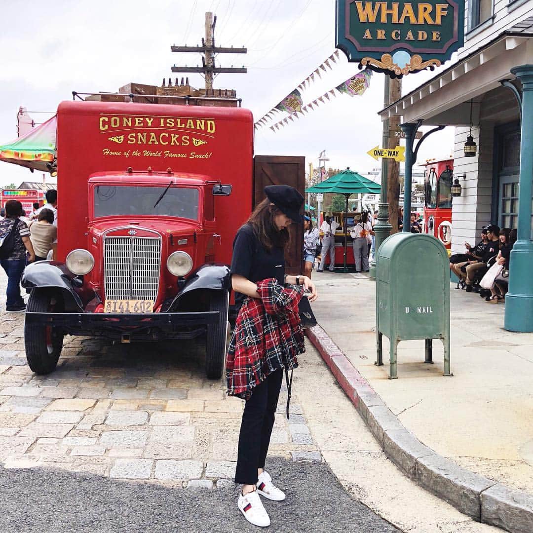辻莉紗子のインスタグラム：「楽しすぎる三日間でした❣❣❣ #outfit #lookbook #fashion #instalook #universalstudiosjapan」
