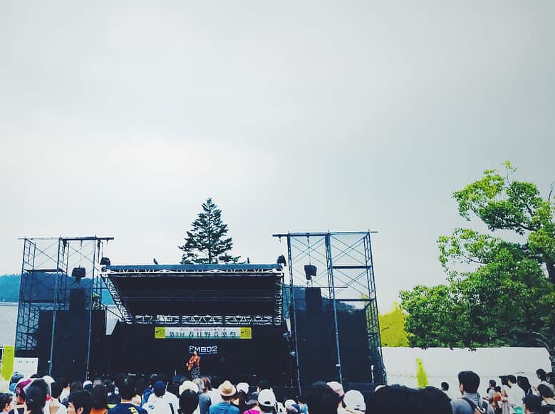 レオラさんのインスタグラム写真 - (レオラInstagram)「‪「春日野音楽祭×FM802 SPECIAL LIVE」‬ . 初めての奈良は、春日大社⛩へお参りさせてもらったり、暖かいお客さんに出会えたり。とってもheartfulな一日になりました！💓‬ . ‪奈良、絶対また来る！！‬ . 皆さん本当にありがとうございました😌🙏✨‬ #Leola_LaLa #Leola ‪#春日野音楽祭‬ ‪#FM802‬ #奈良公園」9月17日 17時01分 - leola_official