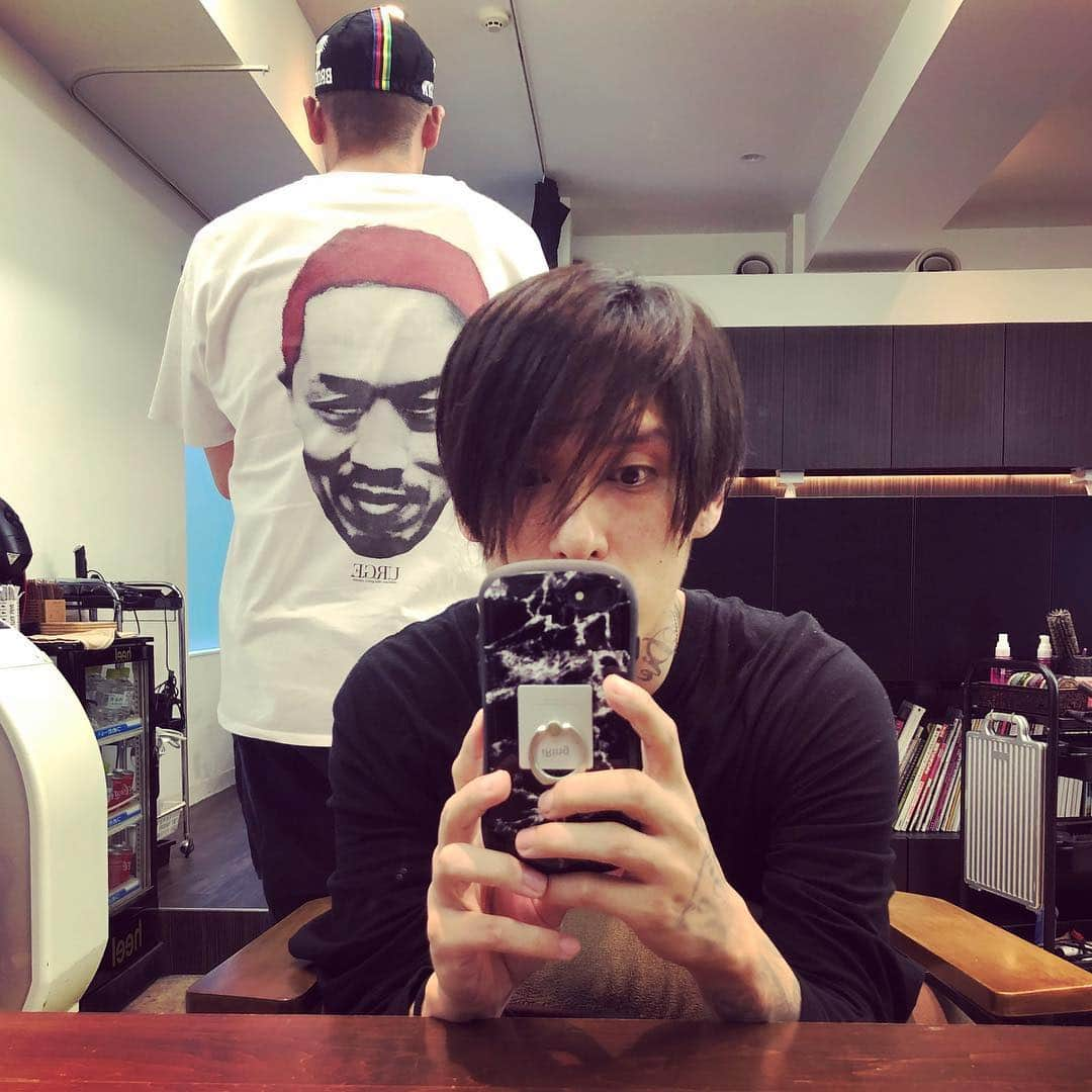 葉月さんのインスタグラム写真 - (葉月Instagram)「前髪がある…だと…？ #heel_ginza #SEKI_PUNK」9月17日 17時24分 - lynch_hazuki