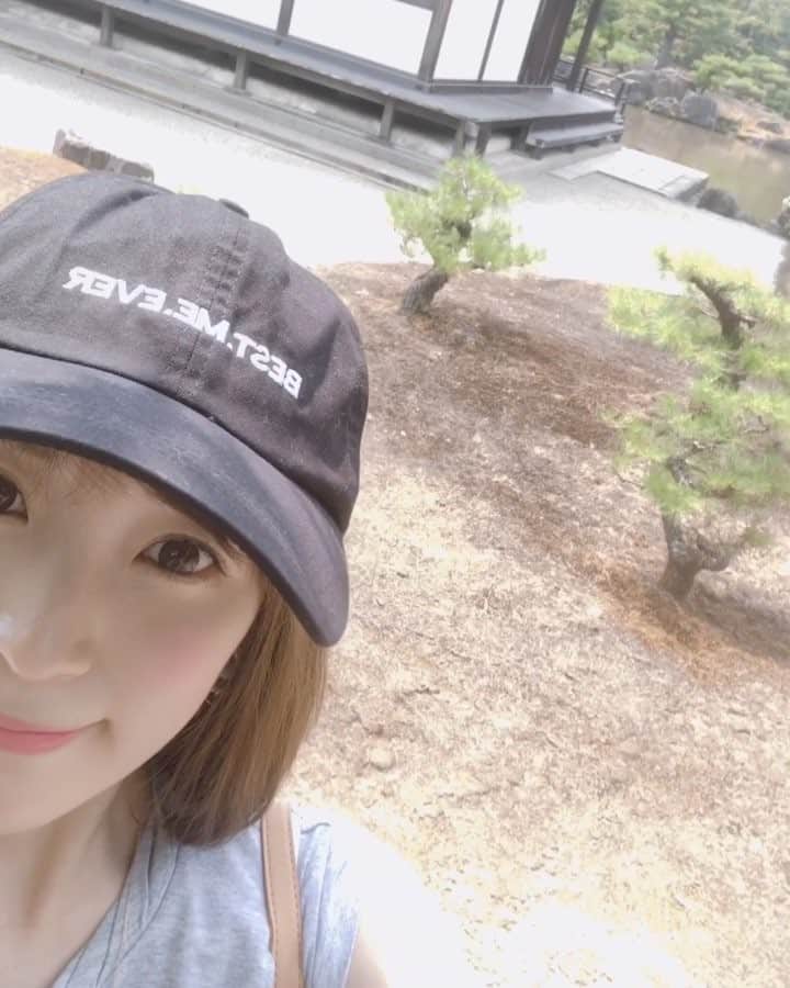 小林真由のインスタグラム：「⋆ ⋆ 京都旅行💛 どこから見ても美しい🏯 何度見ても感動。 #京都 #母娘 #旅行 #金閣寺 #日本 #japan #kyoto #travel」