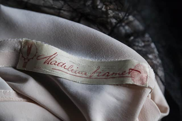 ヴィオネさんのインスタグラム写真 - (ヴィオネInstagram)「Vionnet | Madeleine Vionnet was the first to copyright her creations by putting her finger print on the dress tags | #vionnet #vionnetparis #madeleinevionnet #heritage #handmade #tradition #dedication #instastyle #instafashion」9月17日 18時41分 - vionnet_paris