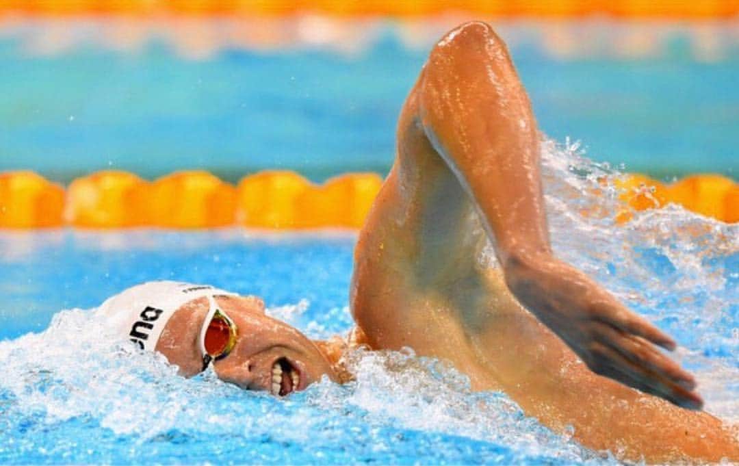 トーマス・フレイザー・ホルムズのインスタグラム：「Excited to be hosting the @whynotmeswimclinics Newcastle clinic in December. It should be an absolute blast! Click the link in my bio to register, see you there! 🏊‍♂️💥#whynotme #newcastlensw」