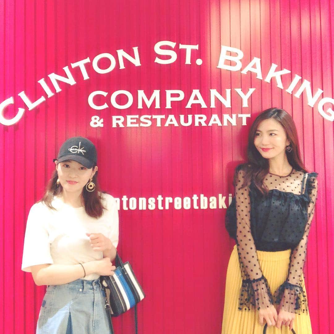 のインスタグラム：「#clintonstbakingcompany with my friend💛 ⁑ #pancake #yummy #friends #happy」