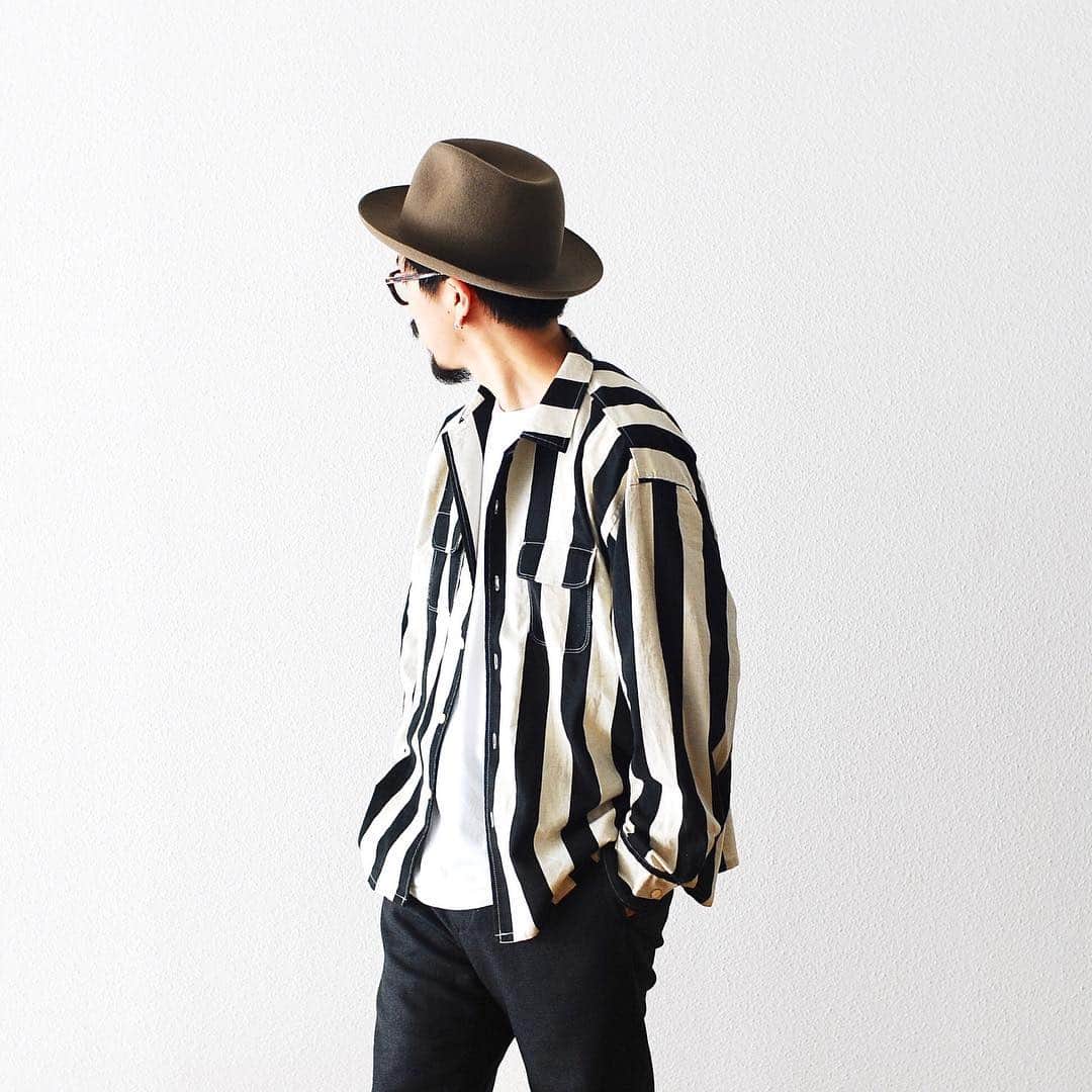 wonder_mountain_irieさんのインスタグラム写真 - (wonder_mountain_irieInstagram)「_ itten. / イッテン “itten 6180 open collar L/S shirts -Cotton Linen Stripe-” ￥25,920- _ 〈online store / @digital_mountain〉 → http://www.digital-mountain.net/shopdetail/000000008480/ _ 【オンラインストア#DigitalMountain へのご注文】 *24時間受付 *15時までのご注文で即日発送 *1万円以上ご購入で送料無料 tel：084-973-8204 _ We can send your order overseas. Accepted payment method is by PayPal or credit card only. (AMEX is not accepted)  Ordering procedure details can be found here. >>http://www.digital-mountain.net/html/page56.html _ 本店：#WonderMountain  blog>> http://wm.digital-mountain.info/blog/20180915/ _ #2018AW  #18AW #itten. / #イッテン (@itten._) hat→ #KIJIMATAKAYUKI / #キジマタカユキ ￥19,440- eye wear→ #Lesca LUNETIER / #レスカ ルネティエ ￥37,800- tee→ #NigelCabourn / #ナイジェルケーボン ￥4,860- pants→ #EngineeredGarments / #エンジニアードガーメンツ ￥52,920- _ 〒720-0044  広島県福山市笠岡町4-18 JR 「#福山駅」より徒歩10分 (12:00 - 20:00 水曜定休) #ワンダーマウンテン #japan #hiroshima #福山 #福山市 #尾道 #倉敷 #鞆の浦 近く _ 系列店：@hacbywondermountain _」9月18日 16時10分 - wonder_mountain_