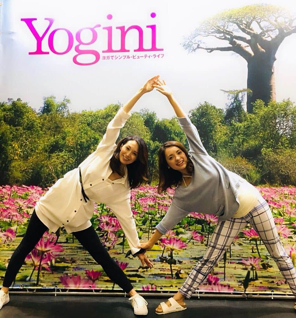 駒田奈美さんのインスタグラム写真 - (駒田奈美Instagram)「・ ・ ・ yoga fest に行ってきました♪ ・ ヨガのクラスを受けたり、お買い物したり楽しい時間を過ごして来ました！ ・ ・ 初めての先生にレッスンを受けると色々勉強になりますね ・ また来年も参加したいと思いまーす♪ ・ ・ ・ #駒田奈美 #オスカープロモーション  #モデル #美魔女 #yoga #yogafest  #パシフィコ横浜」9月18日 14時29分 - nami.komada