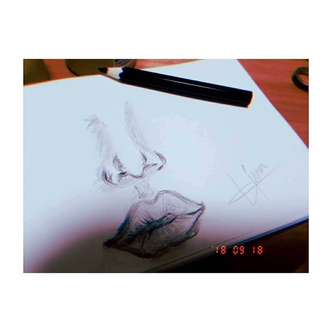 永井日菜のインスタグラム：「鼻と唇 #sketch #口 #唇 #鼻 #絵 #イラスト #お絵かき #drawings#lip#lips」