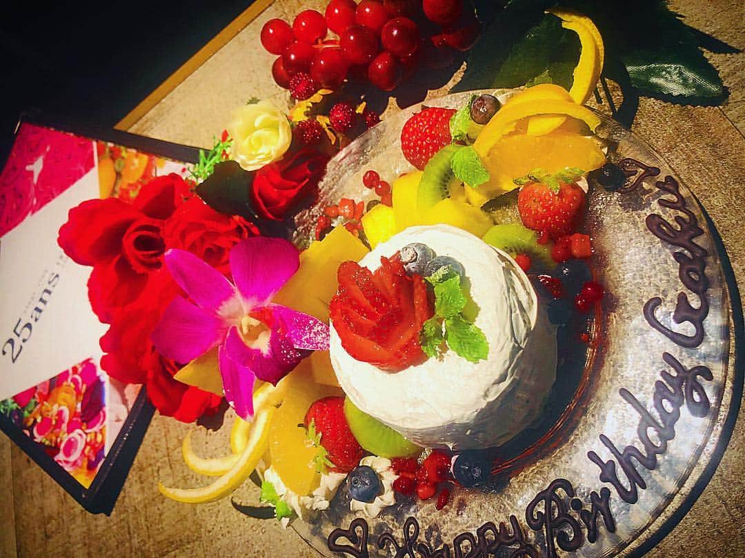 ヴァンサンカン25ans栄のグルメインスタ