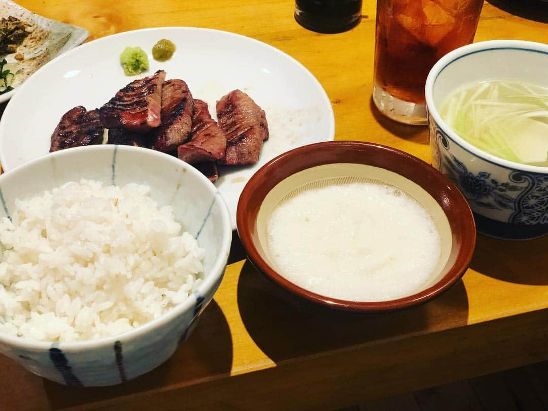 青木瀬令奈のグルメインスタ