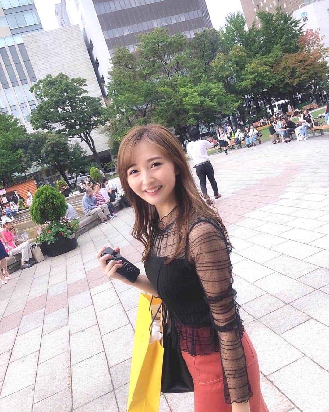 西村笑花のグルメインスタ