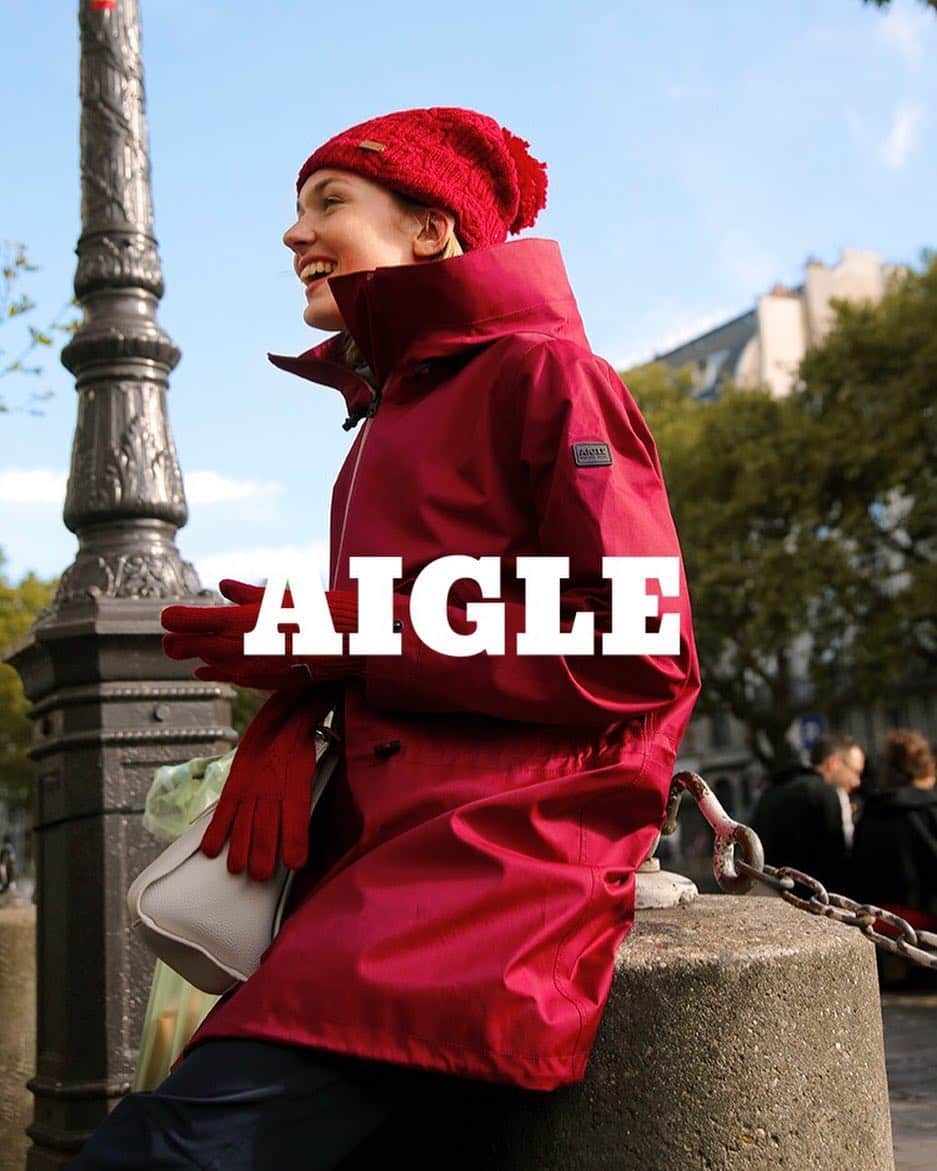 CLUÉLmagazineさんのインスタグラム写真 - (CLUÉLmagazineInstagram)「《エーグル》のアイコン的存在である「レトロスター」ジャケットは、ショート丈のフィッシュテールで、スポーティーな表情も魅力。 . cluel.jpではアザースタイルも公開中！  #cluel #クルーエル #aigle #エーグル #inparis」9月20日 9時00分 - cluelmagazine