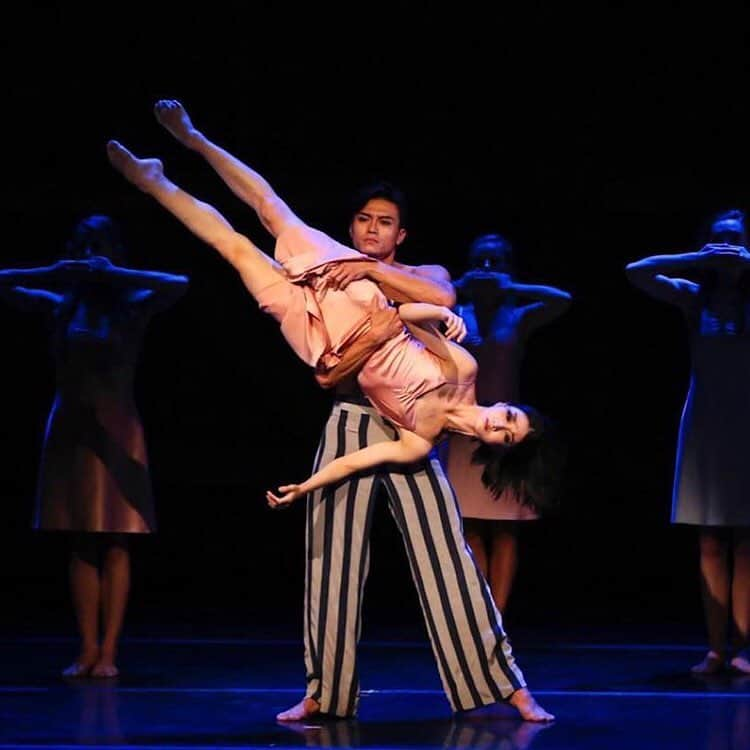 飯島望未さんのインスタグラム写真 - (飯島望未Instagram)「🙃. Just w/ @chunner  #tbt #stantonwelch #houstonballet」9月20日 10時16分 - nozo0806