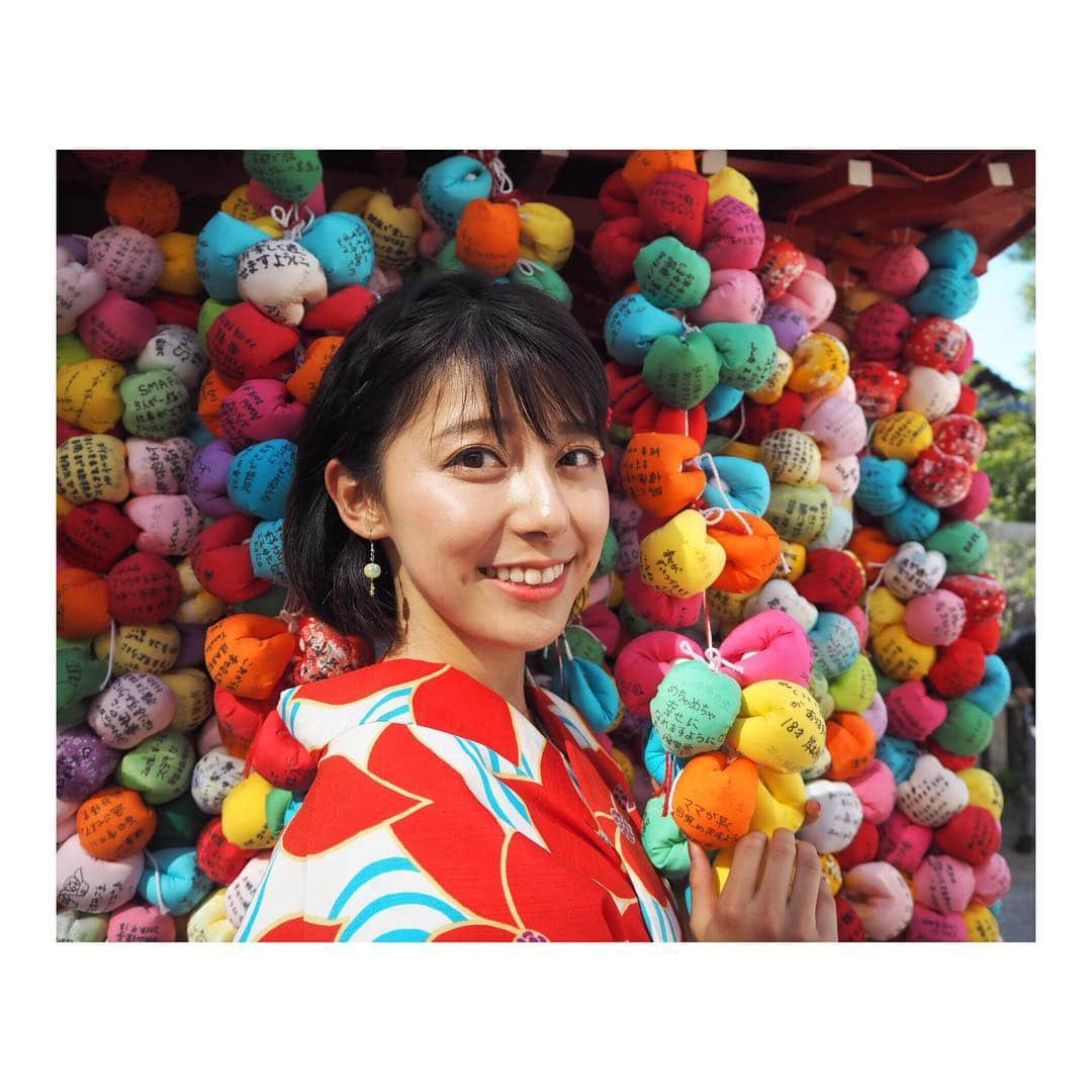 上村彩子さんのインスタグラム写真 - (上村彩子Instagram)「. . 何回訪れても 魅力たくさんの京都に 大阪のMBS藤林温子アナと😌💓 @a222chu  浴衣は多分、小学生ぶり、、🤭 . . 仕事の前のり日に休みがもらえたので 現地に早めに入ったのですが、 あっこのおかげで楽しかった〜✨ . 仕事は、京都から東京にむかうロケで、 初めての歴史系の番組です。 . 受験勉強では日本史の勉強が一番 好きだったので、勉強したことが いかせて嬉しいなぁー✨ 冬になったらまた告知させてください🤗 . #京都#東山#清水寺#八坂の塔#八坂庚申堂 #kyoto . . ちなみにピアスは、 姉が大学生の時にくれたもの。 いつか浴衣を着たら！ととっておきました🙏」9月20日 10時13分 - saekokamimura