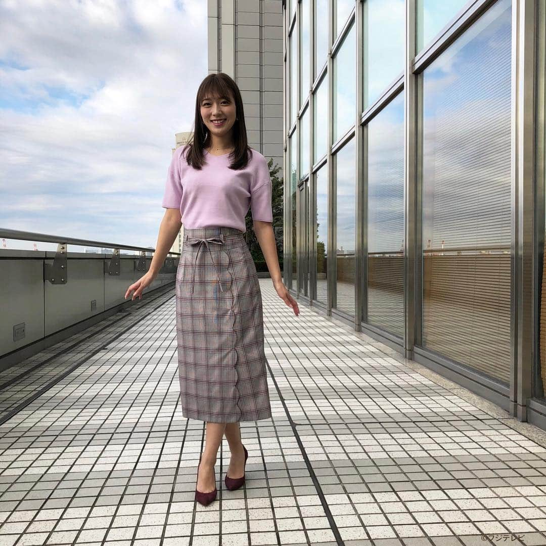 フジテレビ「めざましテレビ」さんのインスタグラム写真 - (フジテレビ「めざましテレビ」Instagram)「9月19日（水）きょう何着て行く？ ・ ファッション雑誌CanCamとコラボした お天気コーナー「きょう何着て行く？」 阿部華也子ちゃんの毎日のコーデを紹介♪ ・ 【きょうのコーデ】 ニット→#ウィルセレクション 9800円 スカート→#MIIA 7900円 靴→#セヴントゥエルヴサーティ 1万9000円 ・ 【コーデのポイント】 秋の注目アイテム・チェック柄スカートのコーデ👗 えんじやピンクのカラーラインと 波を打ったようなスカラップカットの デザインで一味違った印象に仕上がりますよ👀 トップスはグレーと相性の良い淡い紫のニットで完成度を高めましょう✨ ・ #めざましテレビ #きょう何着て行く？ #阿部華也子 #今日のコーデ#コーデ #CanCam #今日のファッション#ootd #きょう何着て行く？は月〜金朝6時22分ごろ放送！」9月20日 13時29分 - mezamashi.tv