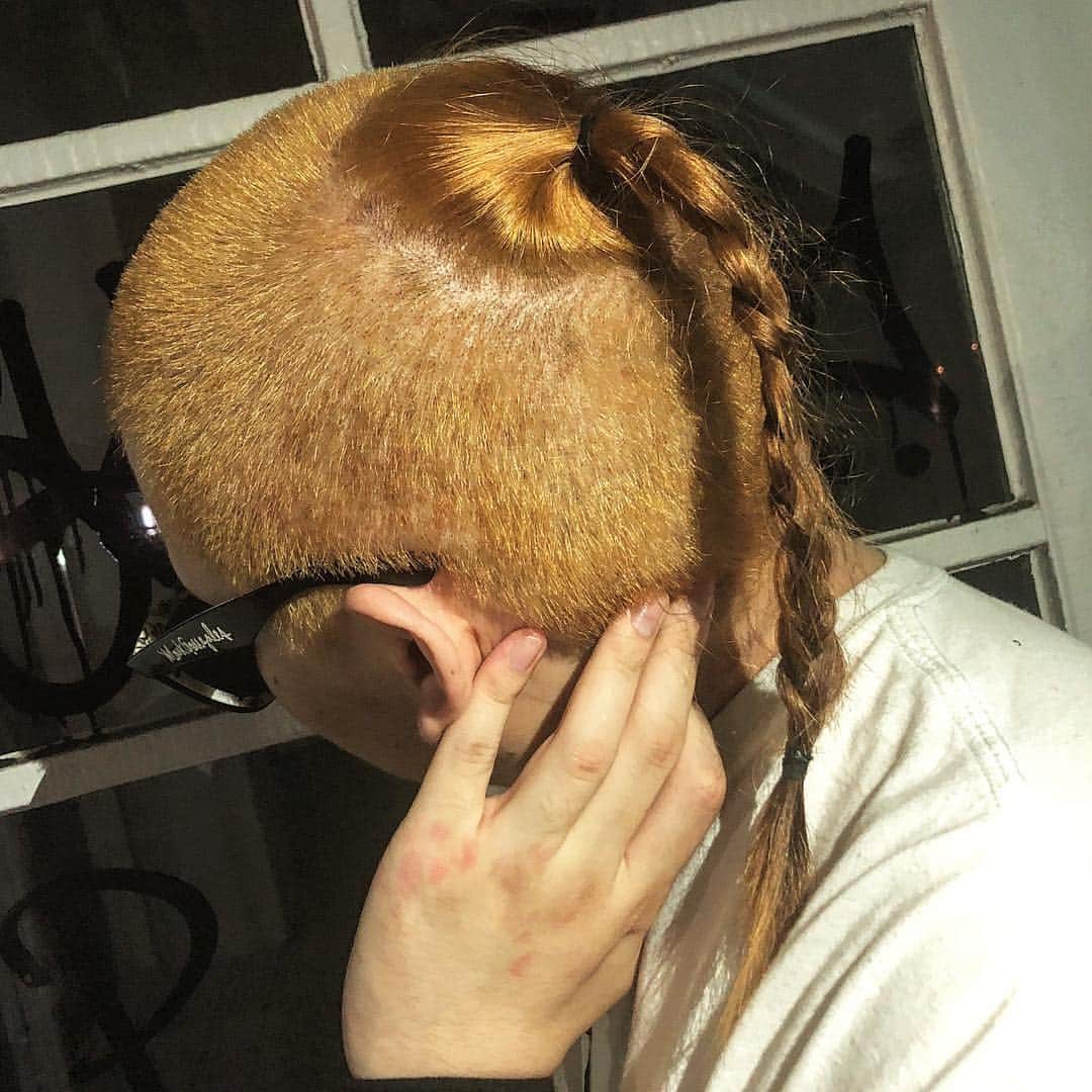 ロザッチさんのインスタグラム写真 - (ロザッチInstagram)「辮髪。ラーメンマンですこんにちわ。 #ラーメンマン」8月29日 1時52分 - rozacchi
