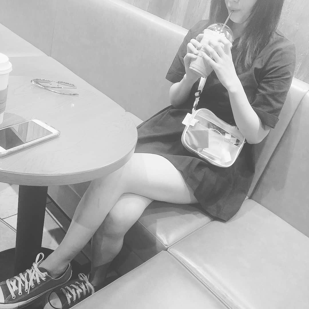 久住小春さんのインスタグラム写真 - (久住小春Instagram)「昨日のりーなと茶をしばく会☕︎ 9割小春が喋る。#お喋りくそ野郎に付き合ってくれてありがとう」8月28日 18時59分 - koharu_kusumi.official