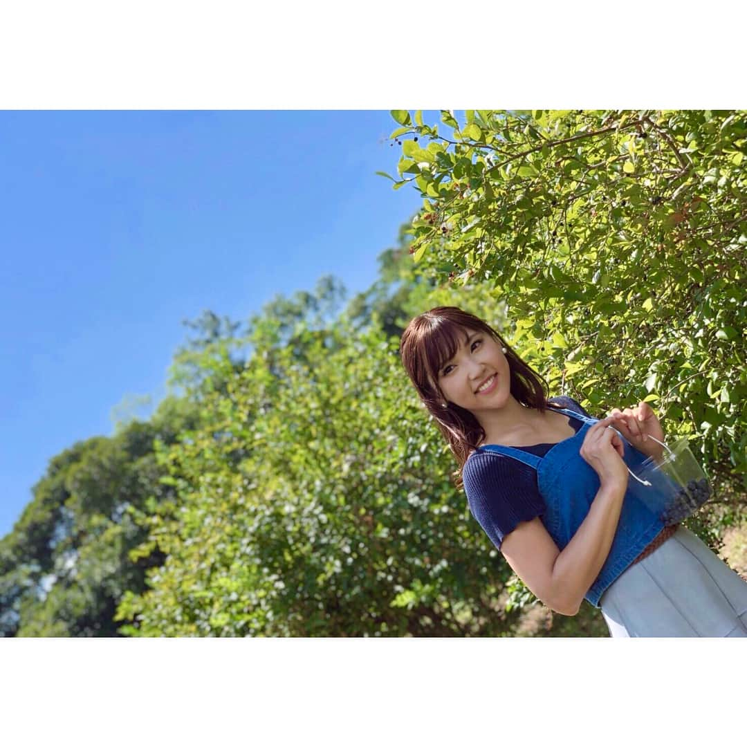 森脇亜紗紀さんのインスタグラム写真 - (森脇亜紗紀Instagram)「🍀💚 毎日笑顔でいられる事が いちばんの幸せ☺︎. 笑顔でいたら気分も 前向きでいられる気がする. 幸せな毎日に感謝☺️♥️ #撮影#offshot #smile#笑顔#幸せ#感謝 #660magazine #ブルーベリー摘んで満面の笑み 笑」8月28日 19時28分 - asaki516