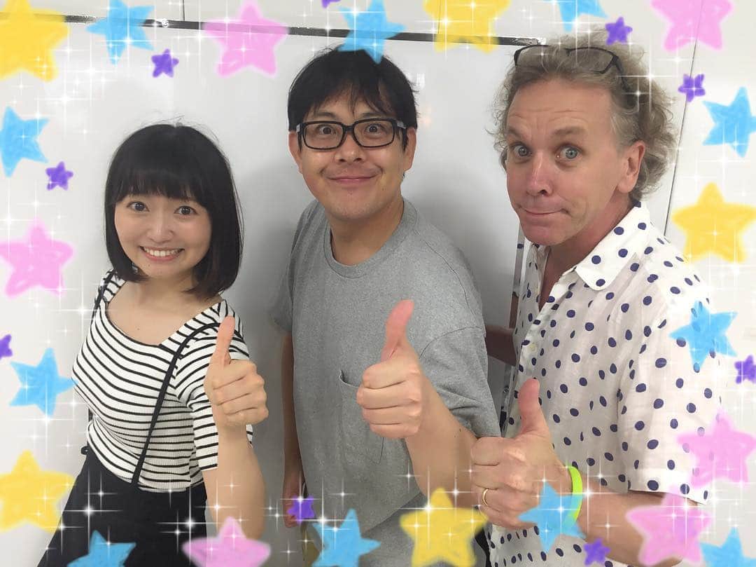 花原あんりのインスタグラム：「実は先日❤️ 茨城コンサートへ向かう途中、東京駅で電車を待っていたら偶然！ みんなDEどーもくん！でお世話になりましたテツandトモさんのトモさんが目の前に！嬉しすぎる再会でした😭❤️ テツさんとマネージャーさんはお会いできなかったけど、こんなに嬉しい偶然幸せでした😭❤️ #singers #singing #musics #音楽 #vocals #acoustic #アーティスト #artist #artiste  #アーティスティック#artistic #television #vocals #シンガー #singer #女優 #happy #MC #幸せ #Tokyo #TV  #イベント #テツandトモ さん #どーもくん #domokun」