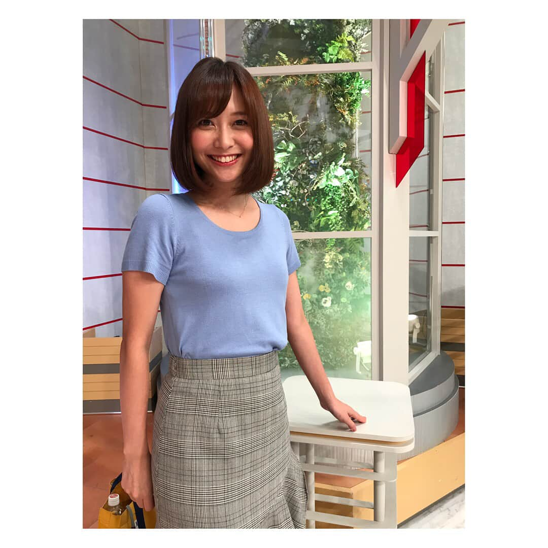 久冨慶子さんのインスタグラム写真 - (久冨慶子Instagram)「今日の衣装は @image_jp  でした✨✨ スカートの形が綺麗でした🎵 後ろに荷物を置いてるの忘れてました🙄💦 ＊ ＊ #テレビ朝日 #スーパーjチャンネル #久冨慶子 #アナウンサー」8月28日 20時51分 - keiko0hisatomi