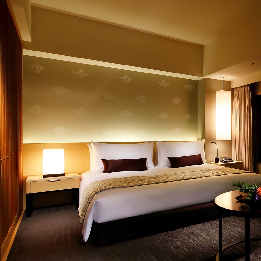 東急ホテルズさんのインスタグラム写真 - (東急ホテルズInstagram)「🏨 ←swipe→  客室からのライトアップされた#国会議事堂の夜景🌃  #東急ホテル#キャピトルホテル東急 #ザキャピトルホテル東急 #thecapitolhoteltokyu #ホテル #非日常#ホテルライフ #国会議事堂 #旅行好きな人と繋がりたい」8月29日 12時14分 - tokyuhotels