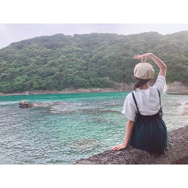 小栗有以さんのインスタグラム写真 - (小栗有以Instagram)「エイトポーズ🐝  #夏 #海 #すき #綺麗 #小栗有以」8月29日 13時29分 - yuioguri_1226