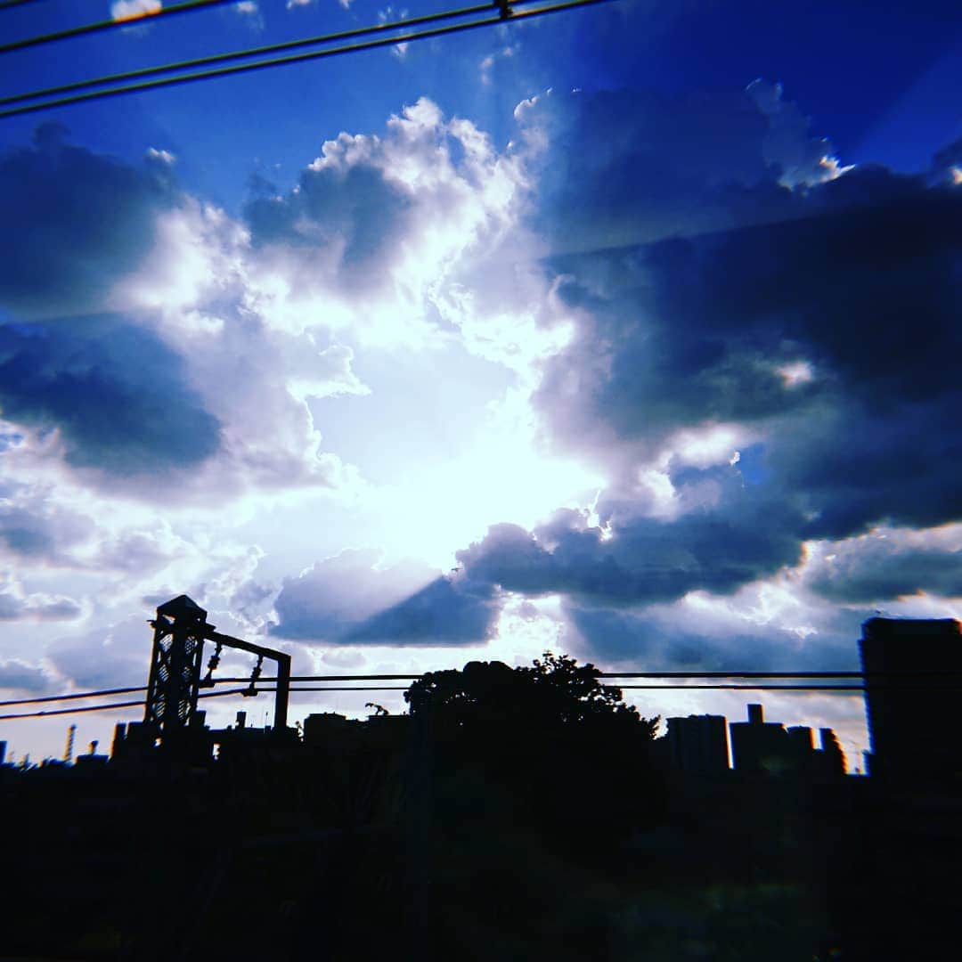 山田裕貴さんのインスタグラム写真 - (山田裕貴Instagram)「ちょっと前に撮った #山田カメラ 『 #ヘラクレス 』 ゴー・ザ・ディスタンス くじけずに強くなれば　 行けるだろう　 いつの日か たとえどんなに遠くても　 見つけてみせるさ　 僕の場所」8月29日 21時50分 - 00_yuki_y