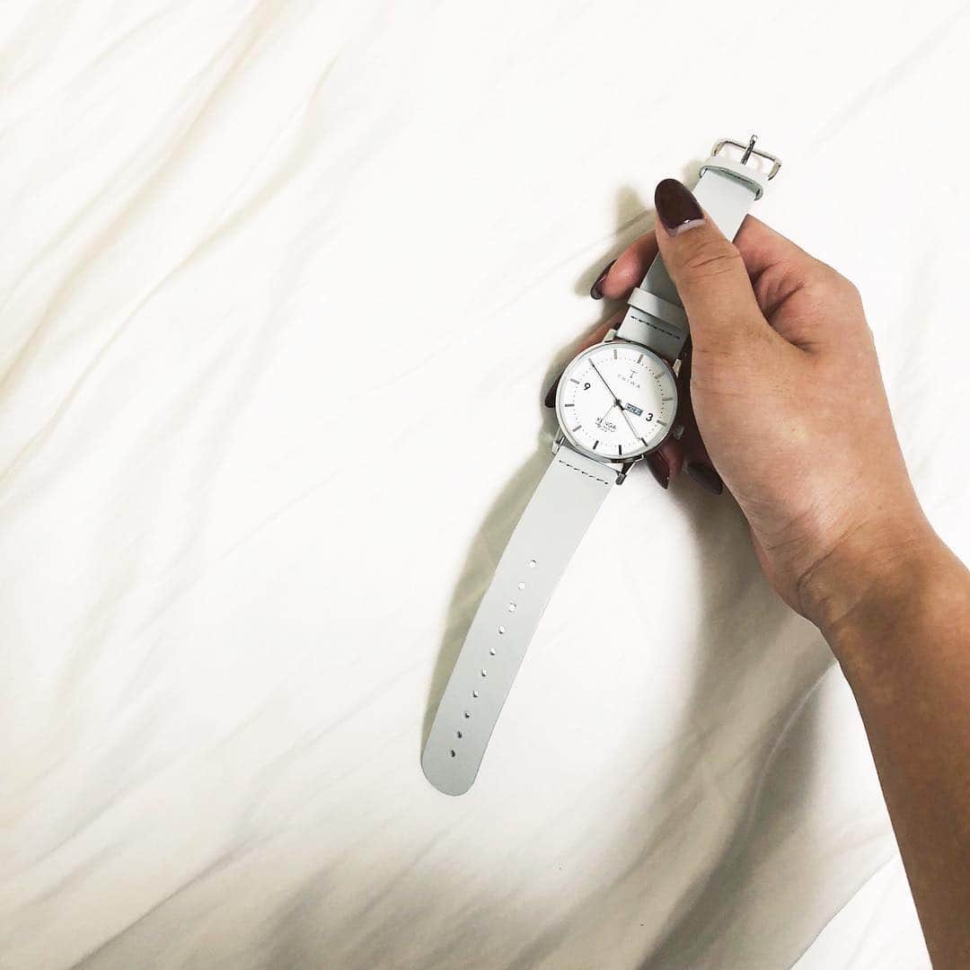 古川貴絵さんのインスタグラム写真 - (古川貴絵Instagram)「・ new watch ❤︎ デザインかわいー（＾ν＾） #triwa」8月30日 0時08分 - _kiegram