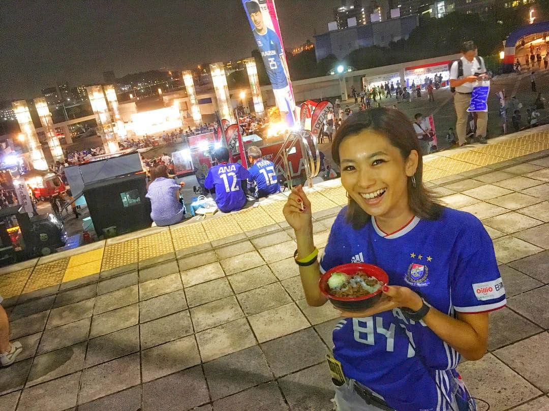 矢原里夏さんのインスタグラム写真 - (矢原里夏Instagram)「🔴⚽️🔵 【Yokohama F.Marinos 1-2 Shimizu S-Pulse】 ぐぬぁ〜勝ちたかった！次こそは！次こそはホームで勝利をー！！ さぁそしてついに！ 9月1日(土)柏レイソル戦が行われる日産スタジアムで わたくし、ヤハラリカプロデュース 「マリノグラストリコロールギャラクシー」✨が販売されます！私も売り子として登場予定です！ しかもこの日は「MARINOS YUKATA FES」。 わたくしヤハラも浴衣で参戦します。 ぜひいらしてくださいね！横浜沸騰🔥 - 質問：今日「残念ポッキリ」って友達に言ったら、「残念ポッキリって何？」って言われたんですけど、「残念ポッキリ」って言葉ありますよね？🤔 - - #fmyokohama #lovelyday847 #ヤハラリカ #サッカー #fmarinos #マリノグラストリコロールギャラクシー」8月30日 0時50分 - rika_yahara