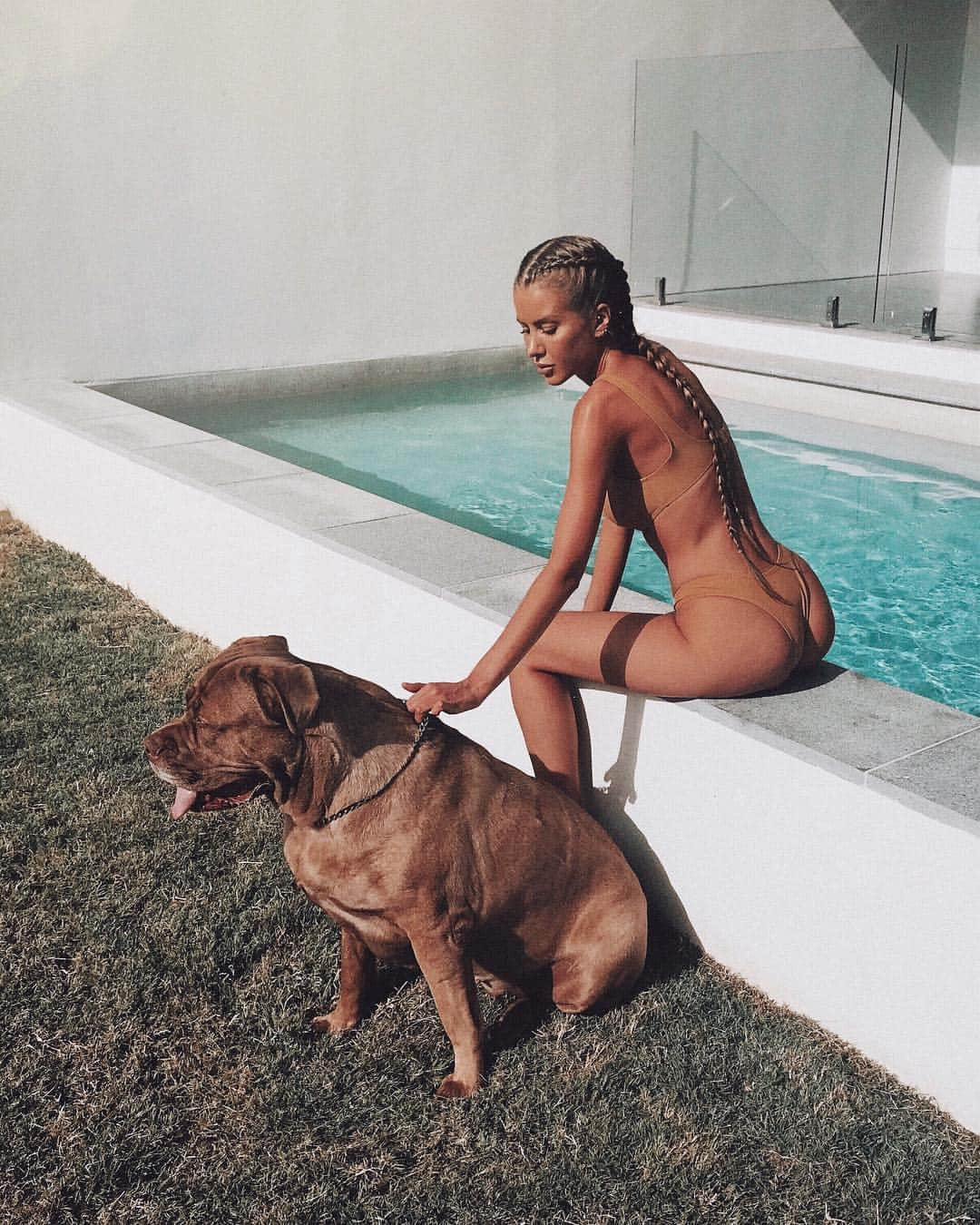 Renee Somerfieldさんのインスタグラム写真 - (Renee SomerfieldInstagram)「Easy tiger baby 🦄」8月30日 3時39分 - reneesomerfield