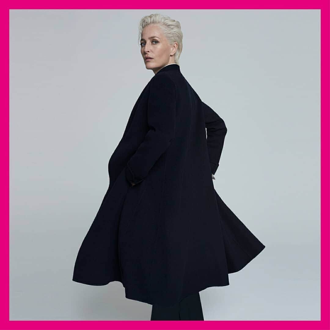 ジリアン・アンダーソンのインスタグラム：「The Soft Wool Swing Coat. In dark navy with an indigo hue. Ok so I wanted to create a coat that had elegant movement to it when it’s open without the extra material making it bulky or cumbersome. And I really think we’ve done that. The front darts allow it to sit neatly on the shoulders but it then hangs generously and moves almost like a dress. This coat is incredibly light made from a double-faced soft wool blend that when tied could be mistaken for a cashmere bathrobe. Can be worn with evening gowns and jeans alike. Really is the perfect coat! xG #GAWinserLondon」