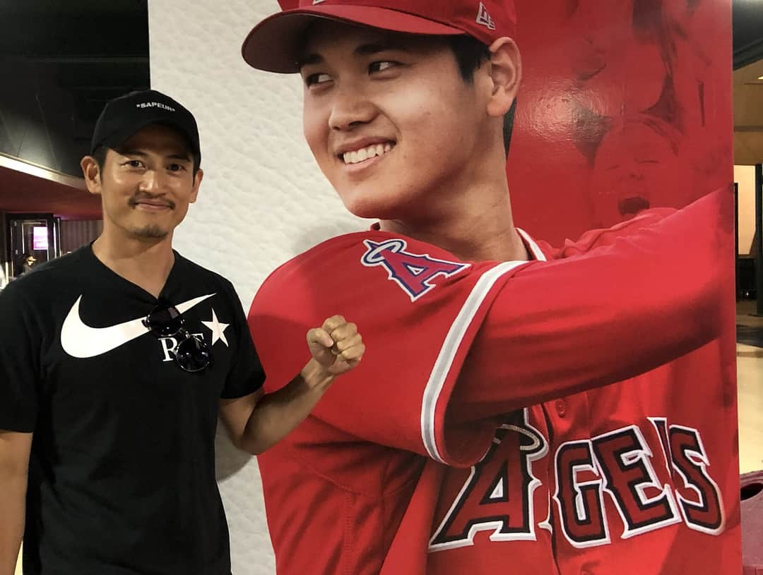 野久保直樹さんのインスタグラム写真 - (野久保直樹Instagram)「Go to AngelStadium yesterday ‼️ I’m so excited 😆  thanks！brother‼︎ #anaheim #angels #stadium #trout #kiiiiid #pujols #大谷翔平 #mlb #baseball」8月30日 12時10分 - naoki_nokubo