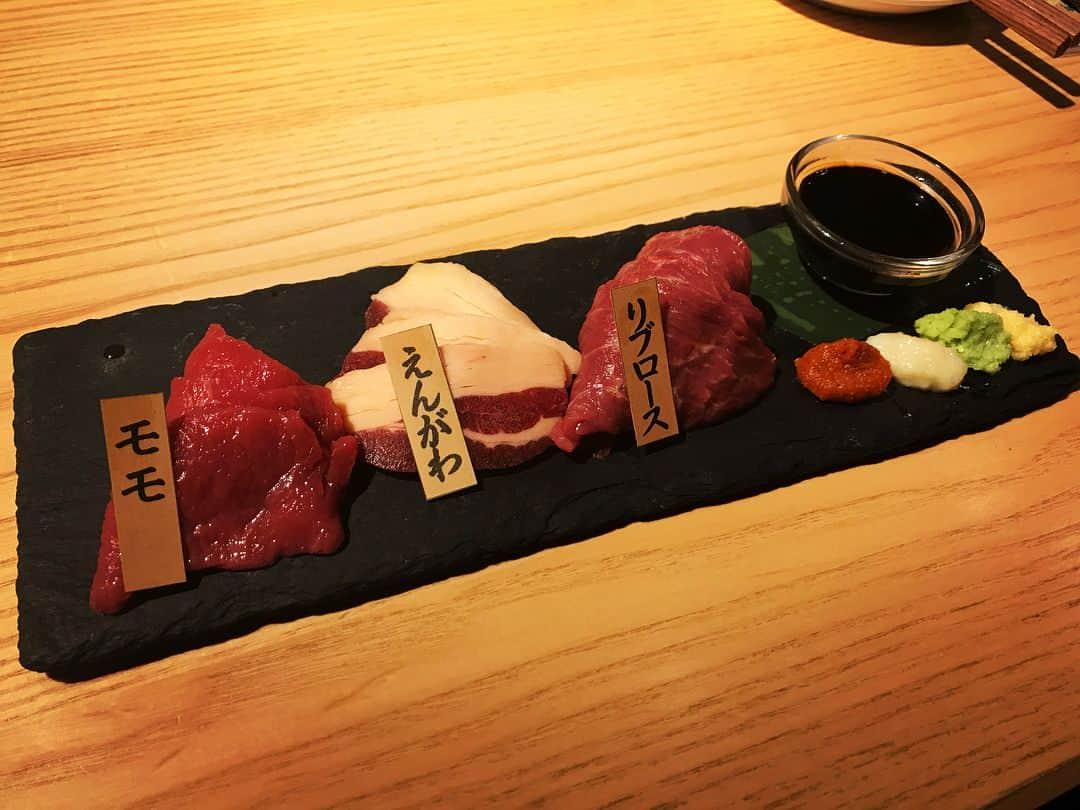 西村文男さんのインスタグラム写真 - (西村文男Instagram)「フミログ4.3馬肉専門居酒屋。チャンジャが品切れだったのが残念。赤身うましでした。また来ます。」8月30日 21時51分 - fumionishimura