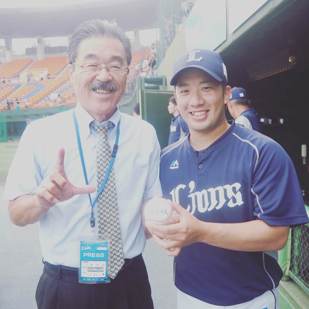 野田昇吾さんのインスタグラム写真 - (野田昇吾Instagram)「#のだなのだ。松沼博久さんこと#兄やんなのだ。コラボ。  文化放送さん、連日取り上げて頂きありがとうございます！  これからもたくさんコラボプレゼント考えて行きます！  #のだなのだ#兄やんなのだ#コラボ#文化放送#文化放送ライオンズナイター #松沼博久 さん#アニヤン#松沼兄弟 #兄やん最近SNSにハマっているようです…#プレゼントのレパートリーを考えていただけると嬉しいです」8月30日 22時27分 - shogonoda