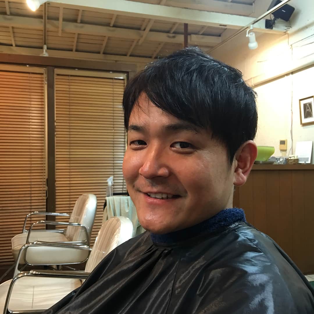宮川大輔さんのインスタグラム写真 - (宮川大輔Instagram)「#散髪 #のぶおった #なんか今日ののぶ可愛い❤️ #おやすみ🌙」8月30日 22時25分 - miyagawadai