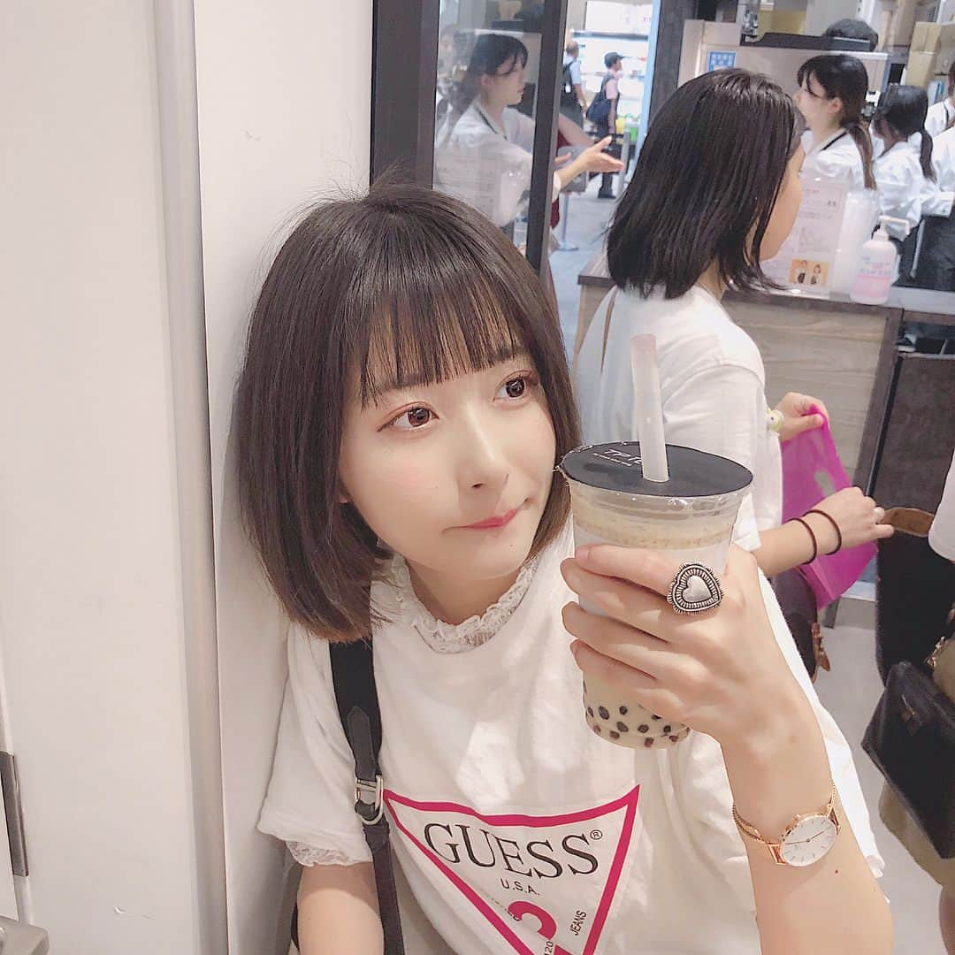 山本優菜さんのインスタグラム写真 - (山本優菜Instagram)「TP TEAのタピオカ飲んだよ🐻  タピオカはめっちゃモチモチで、大粒と小粒選べるの～ゆなは大粒にしたよ  新宿駅の中で改札出なくて行けるから、すごい楽だった～  アイスとかもあるから次食べてみたいな😂  #タピオカ #新宿タピオカ #tptea #タピオカミルクティー」8月31日 9時08分 - yamamoto__yuna