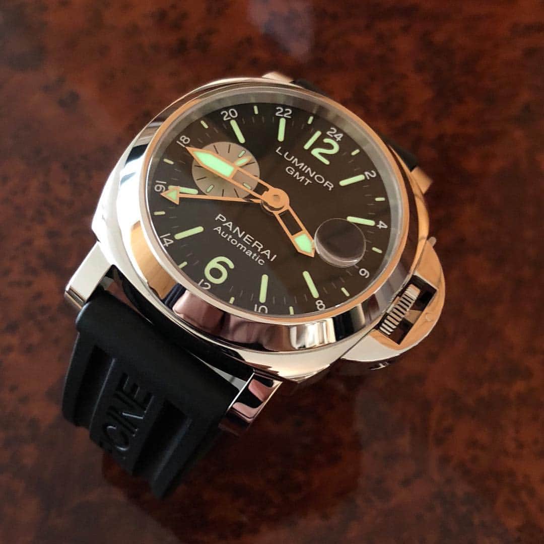 パネライのインスタグラム：「Congrats to @garryslc on picking up his new #Panerai #PAM1088 Luminor Marina GMT. Thanks to @thegrailwatch at @cjcharlesjewelers for helpful by me take care of him from start to finish!  #PaneraiCentral」