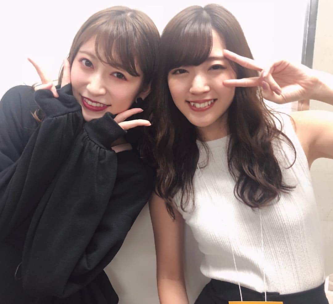 吉田朱里さんのインスタグラム写真 - (吉田朱里Instagram)「お会いすると仲良くお話し して下さる愛理ちゃん❤️🐻 20日のRayのイベントも一緒💞💞 #Ray #鈴木愛理 ちゃん #関西コレクション」8月31日 11時41分 - _yoshida_akari